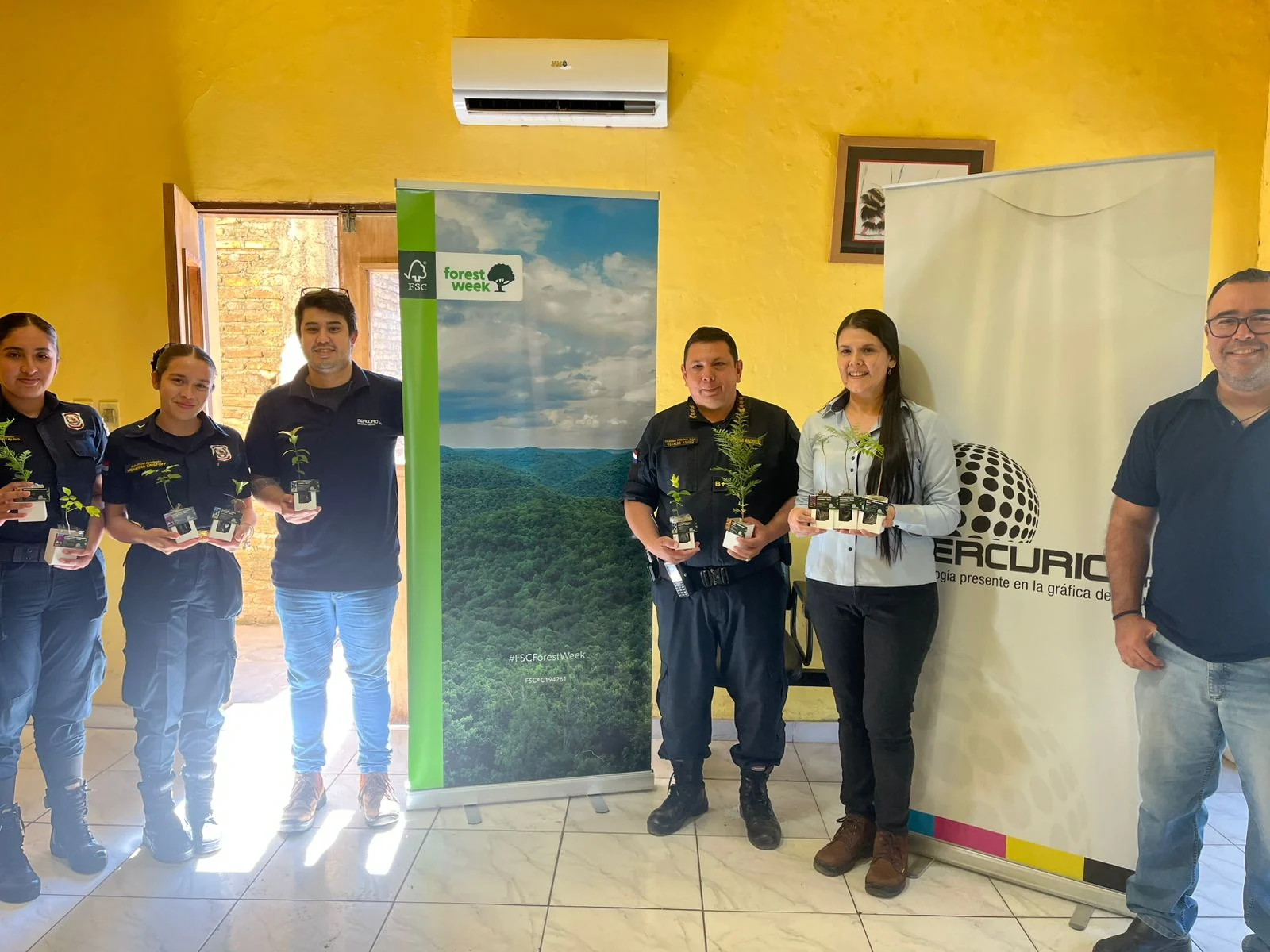 Formación sobre FSC y plantines para la comunidad